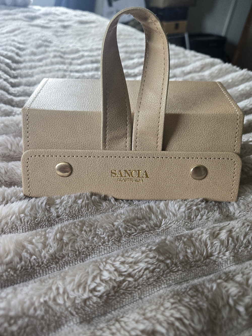 SANCIA Sunglass Case